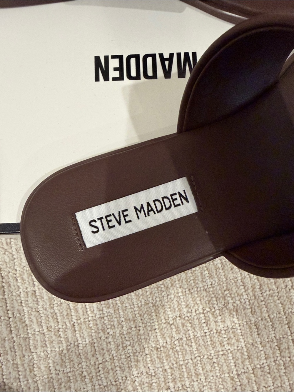 Steve Madden Thea • Brown Leather Double-strap Toe Ring Slides with Gold Accent - Picture 3 of 5